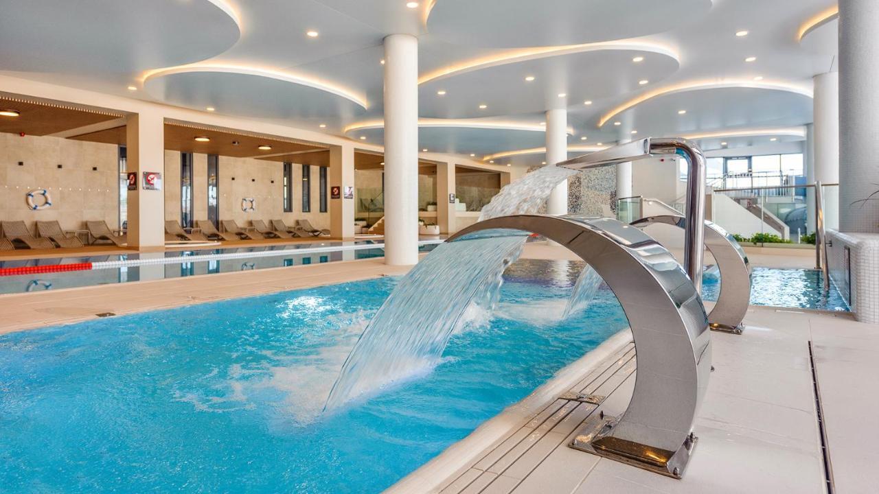 Lux Tukan B003, Polanki Aqua - *